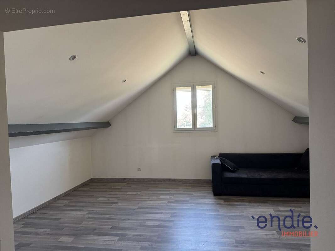 Maison à MORNAY-SUR-ALLIER