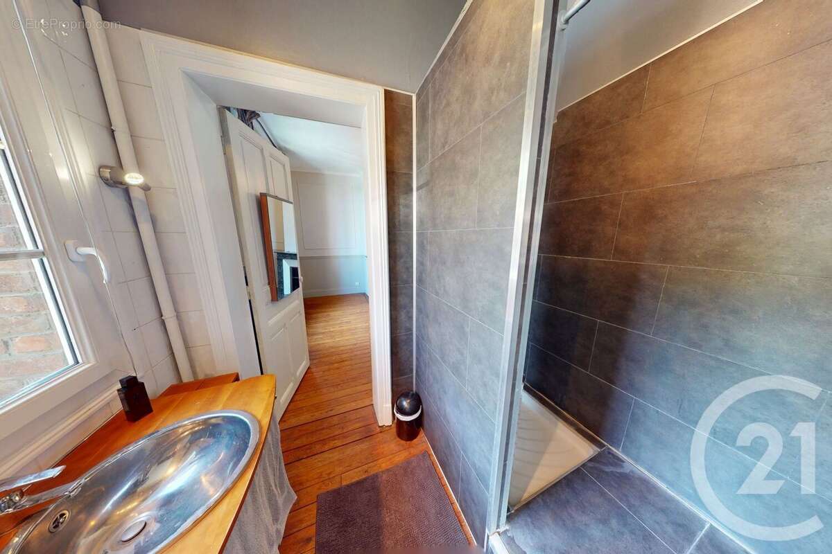 Maison à SAINT-QUENTIN