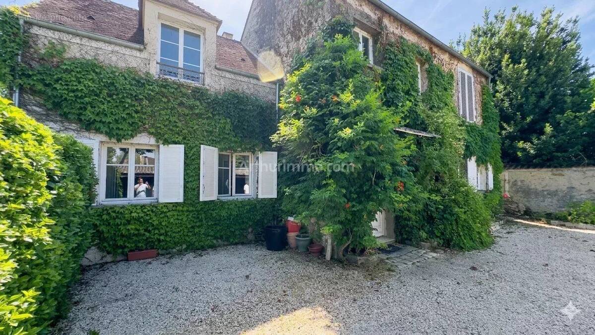 Maison à PRINGY