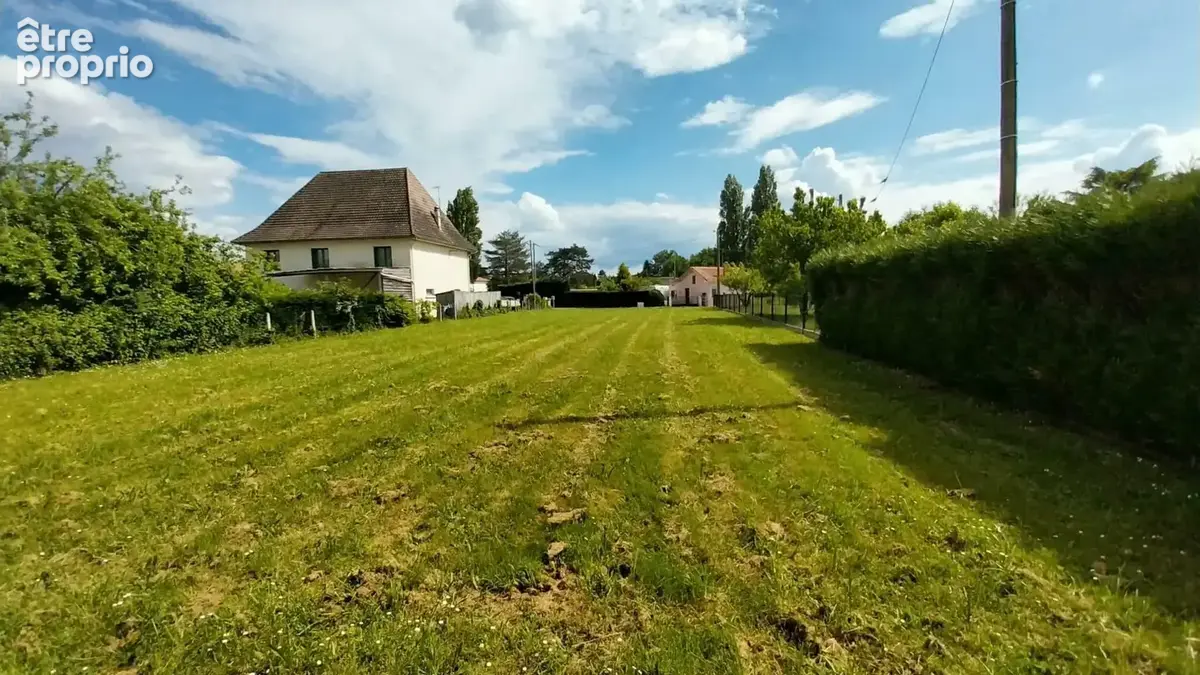 Photo Terrain à Montpon-Menesterol au prix de 30 000€