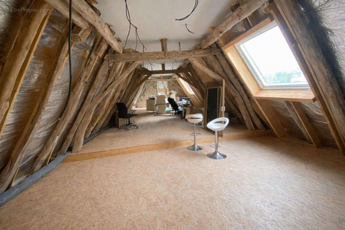 Maison à SAINTE-ALVERE