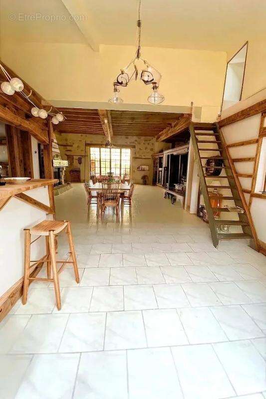 Maison à VILLEBLEVIN