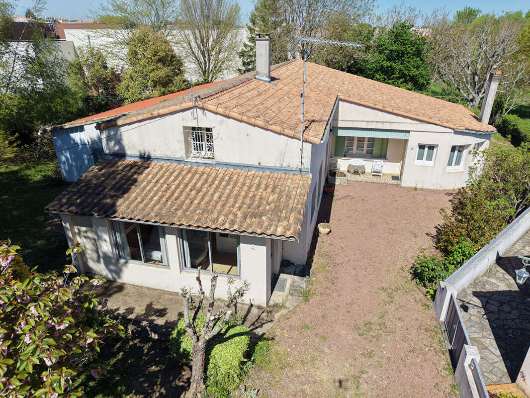 Maison à MESCHERS-SUR-GIRONDE