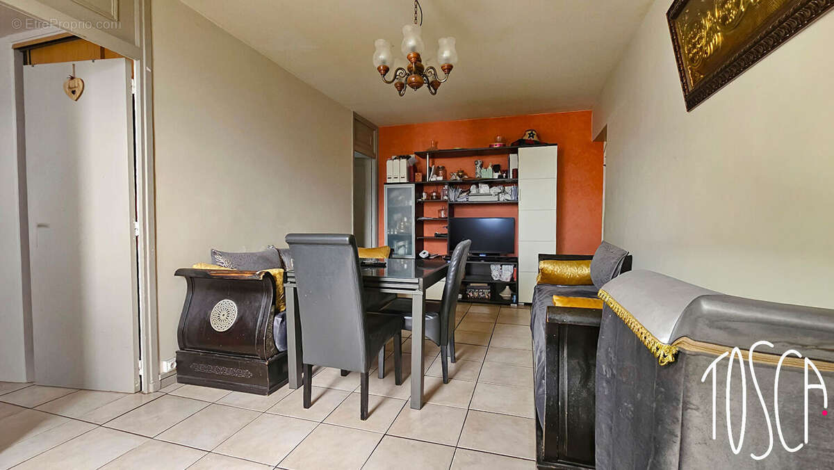 Appartement à THIAIS