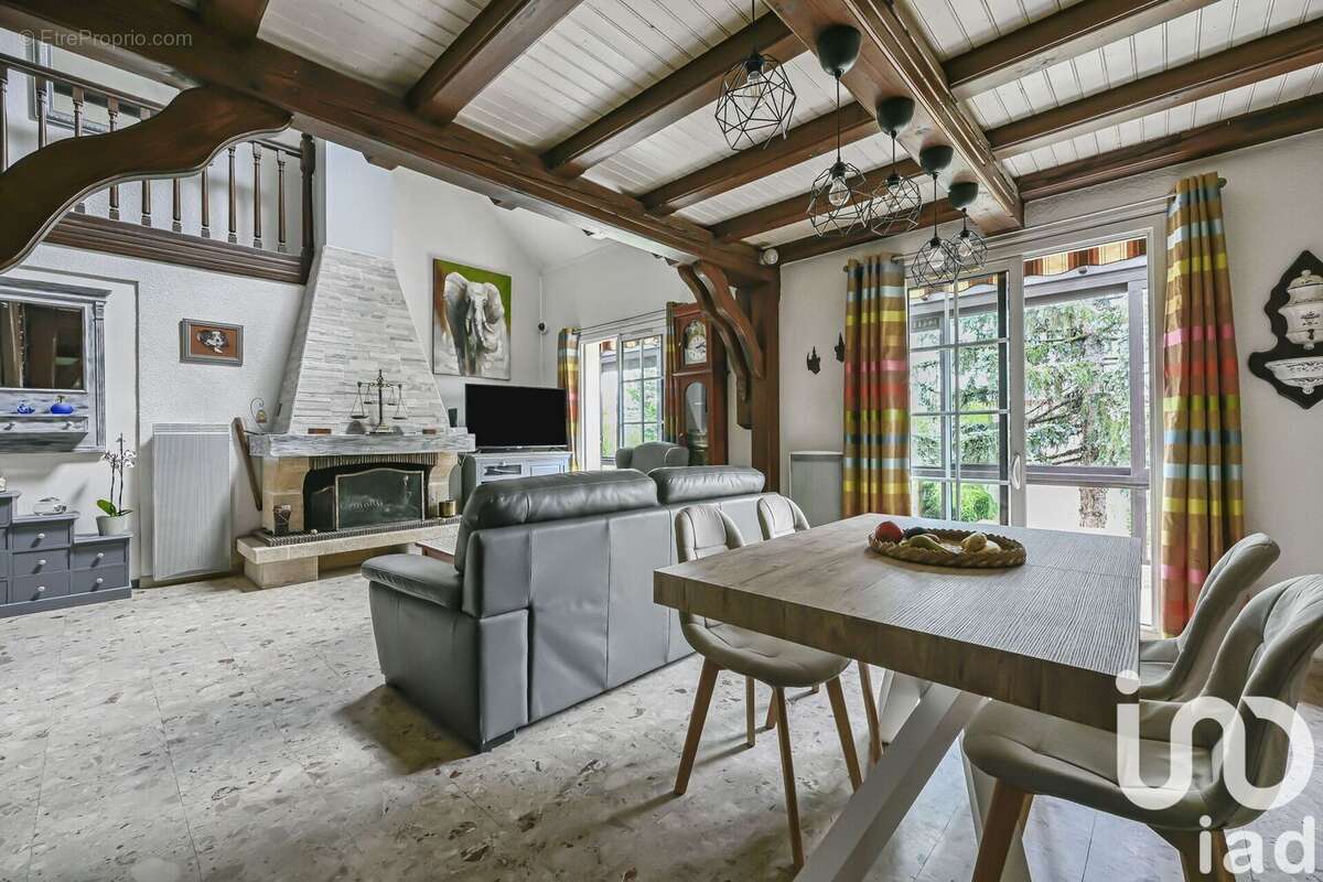 Photo 8 - Maison à CROSNE