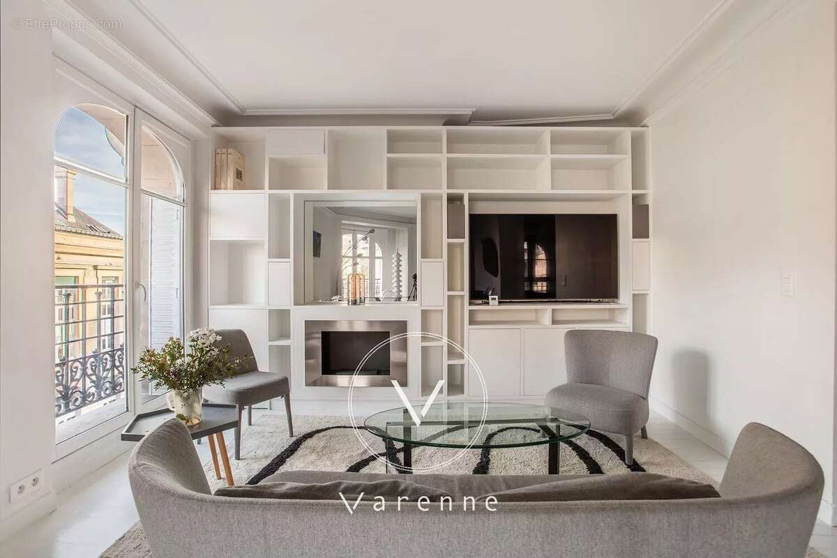 Appartement à PARIS-6E