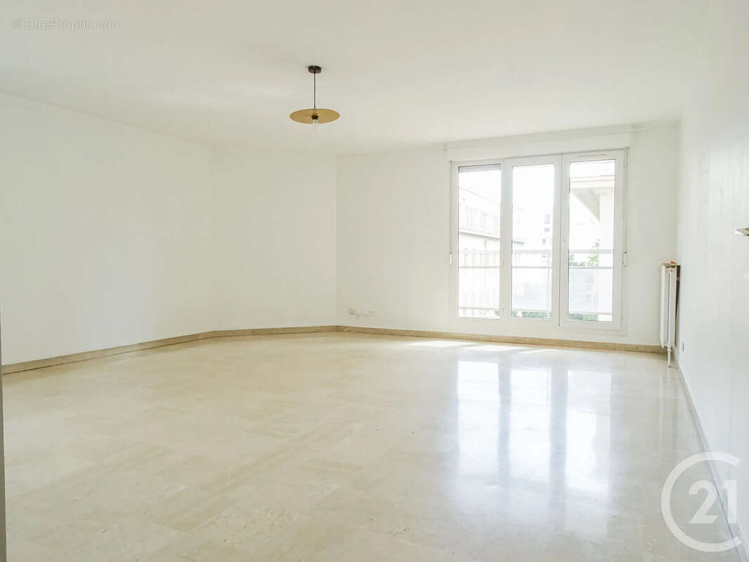 Appartement à LYON-3E