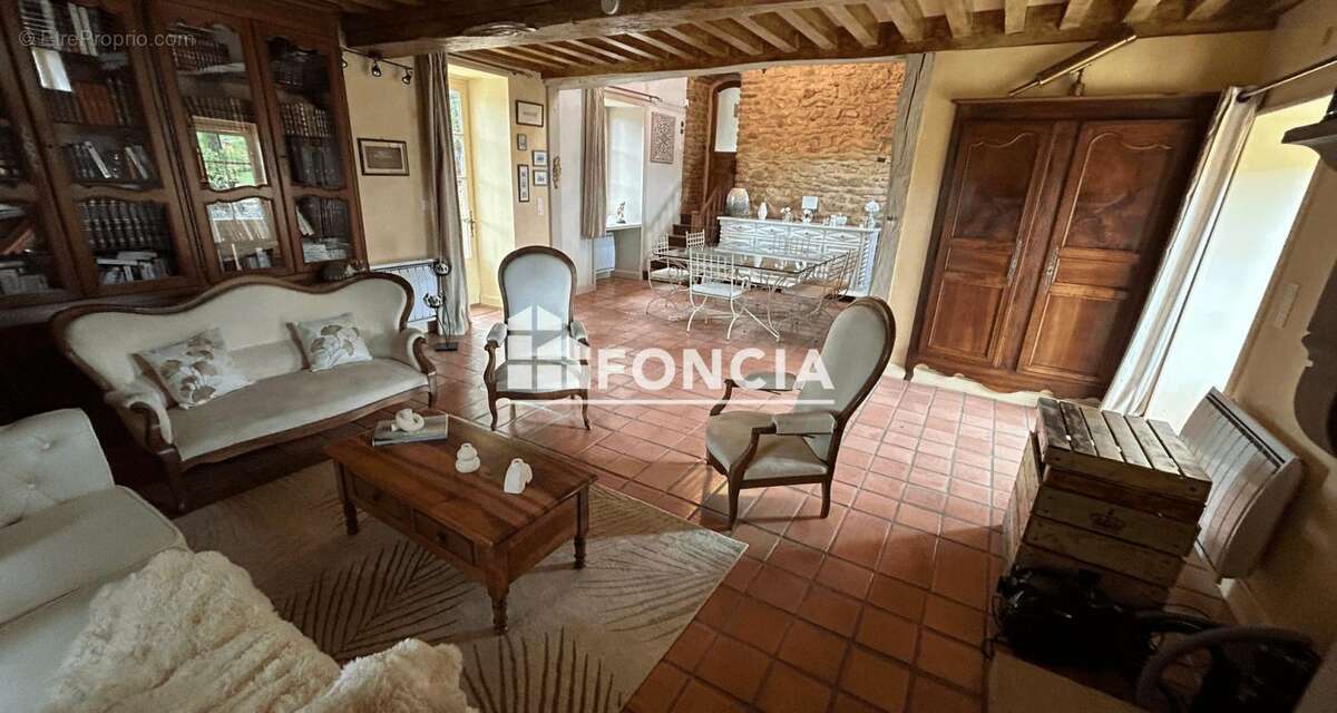 Maison à MONTSEVEROUX