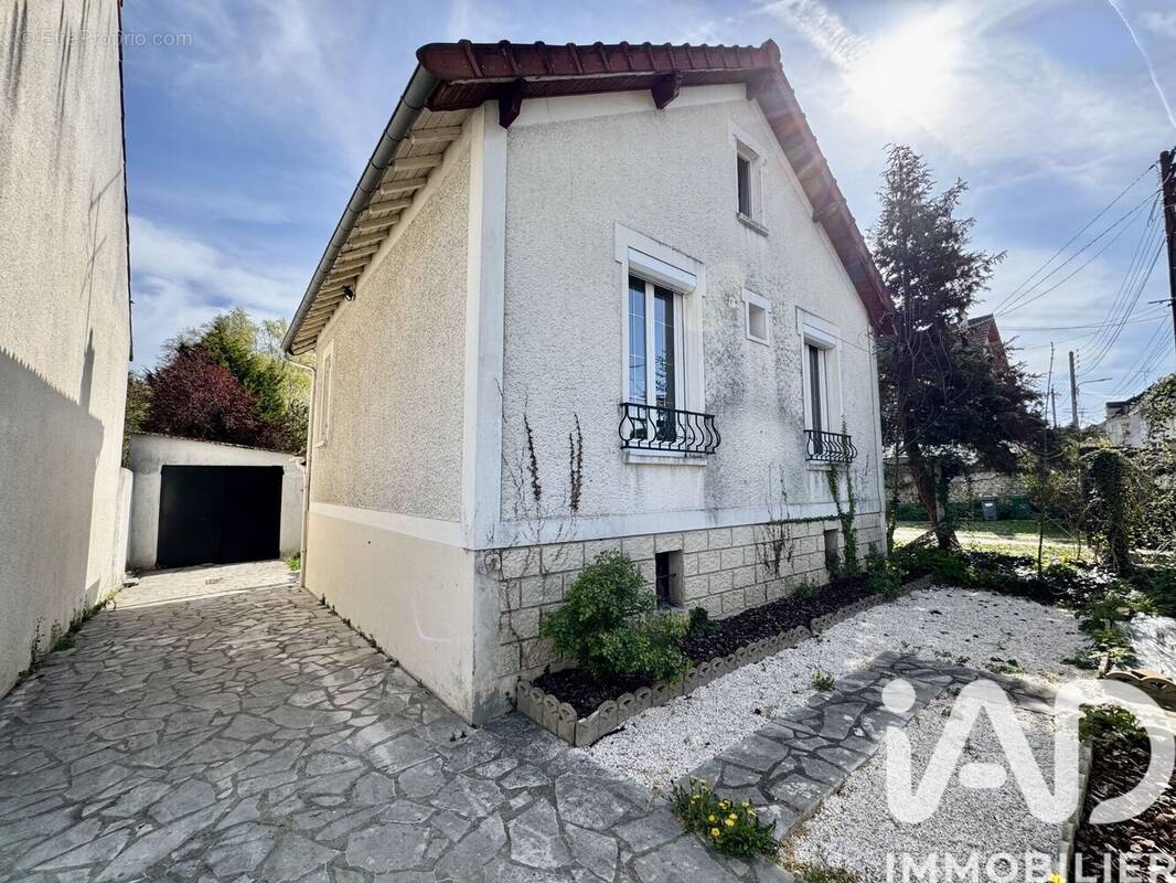 Photo 1 - Maison à LA FERTE-ALAIS