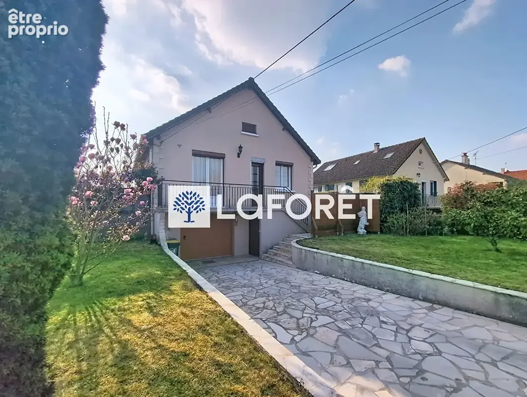 Maison à NANGIS