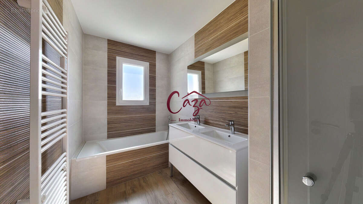 Maison à SAINT-LOUBES