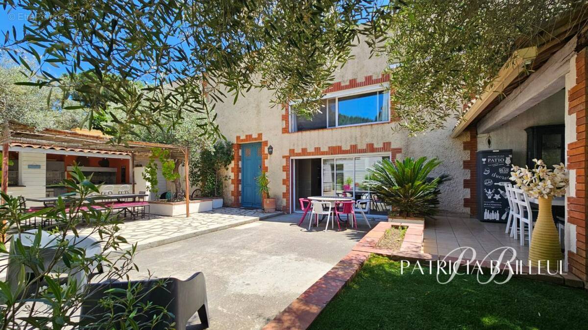 Maison à SAINT-CYPRIEN