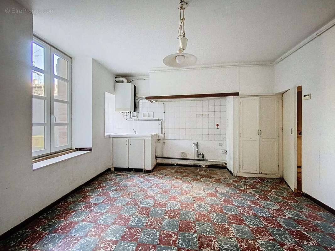 Maison à LISLE-SUR-TARN