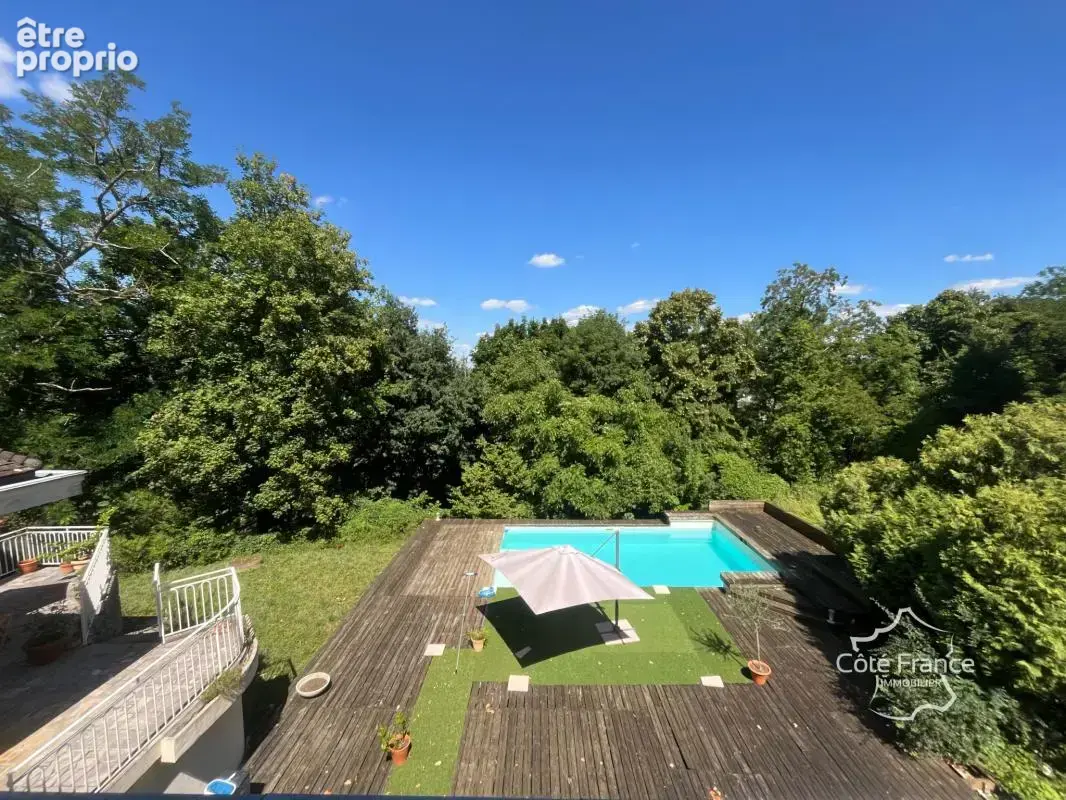 Élégante propriété familiale avec dépendance, terrain, pisci - photo 14