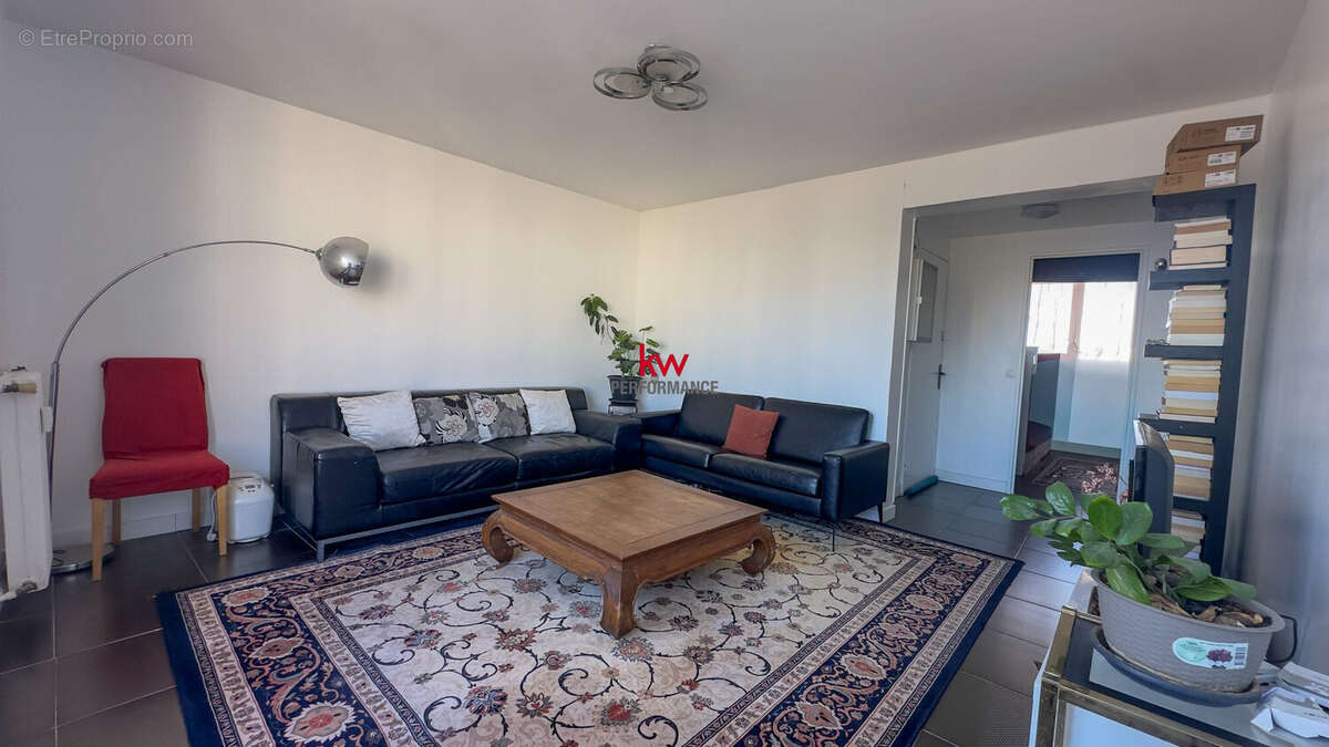 Appartement 65 m² à Eaubonne  - photo 4