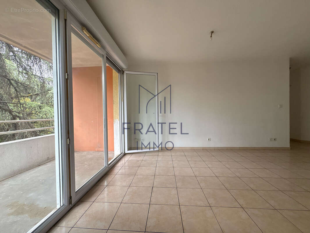 T2 avec terrasse sans vis-à-vis, résidence sécurisée avec piscine   Celleneuve - photo 13