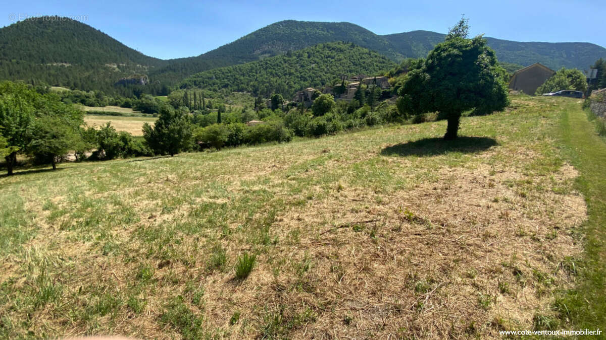 Terrain à REILHANETTE