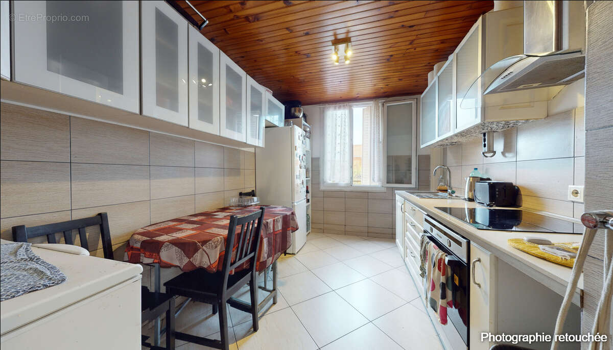 Appartement à HOUILLES