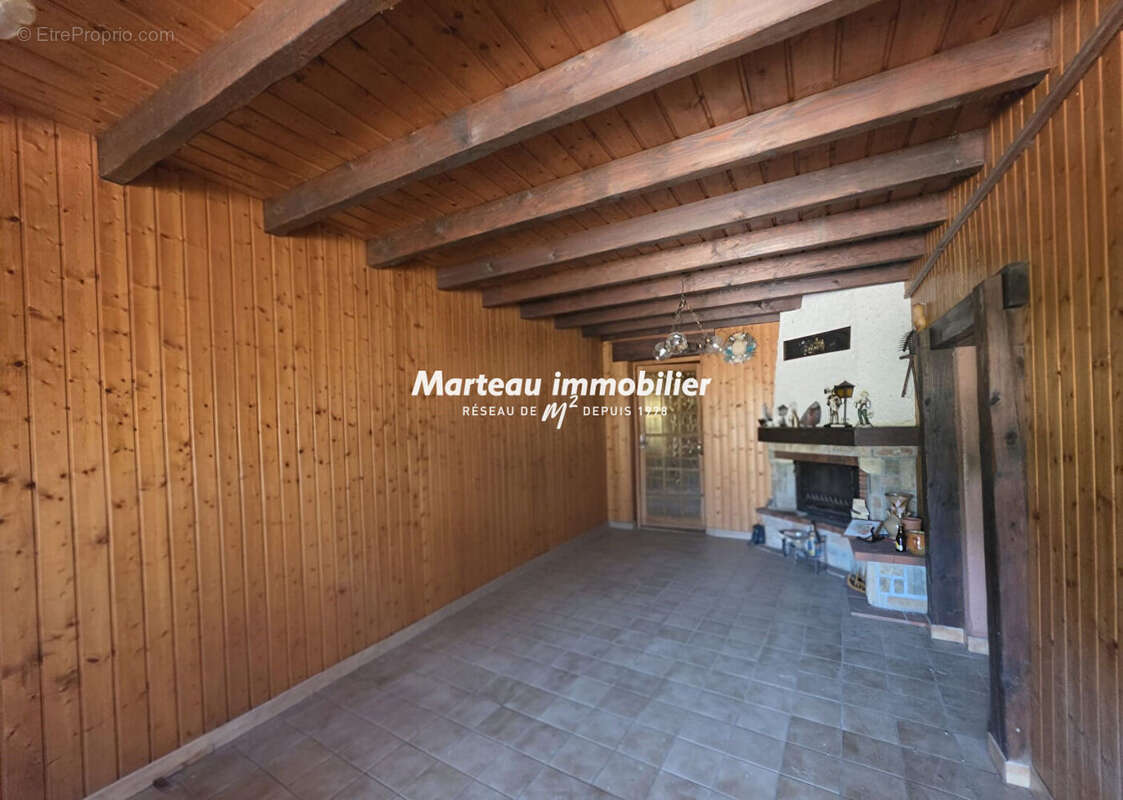 Maison à ENTRE-DEUX-EAUX