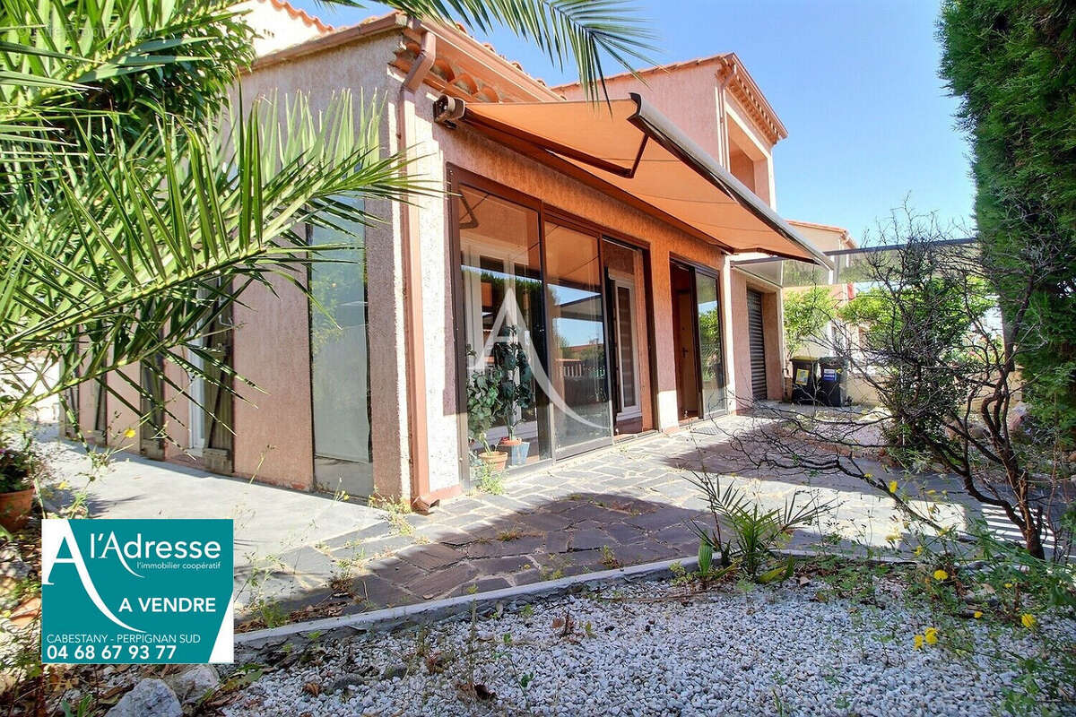 Villa de type f4 de 110 m² sur terrain  piscinable 3 faces de 312 m²  + garage - photo 2