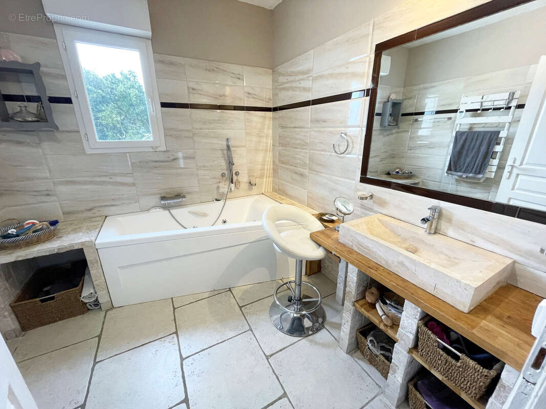 Maison à PLAN-DE-LA-TOUR