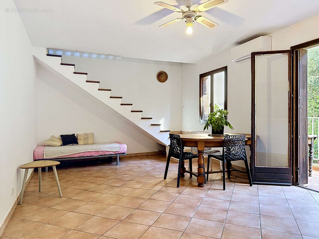 Appartement à SARI-SOLENZARA