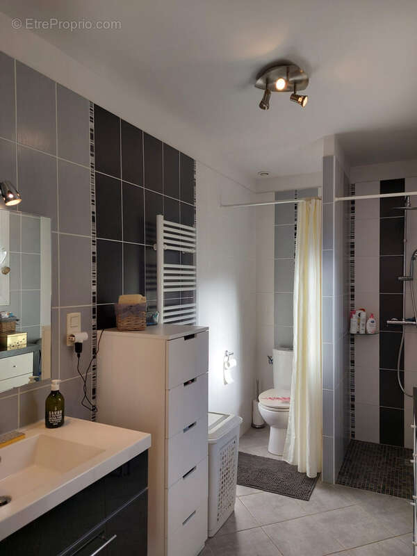 Maison à SUZE-LA-ROUSSE