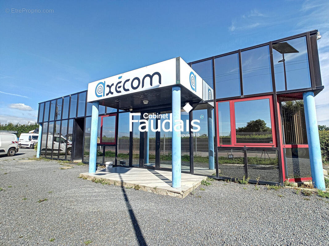 Commerce à DANGY