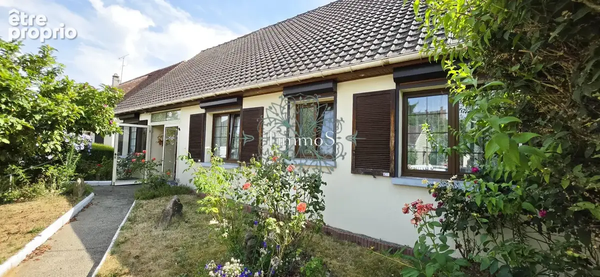 Maison à MERU