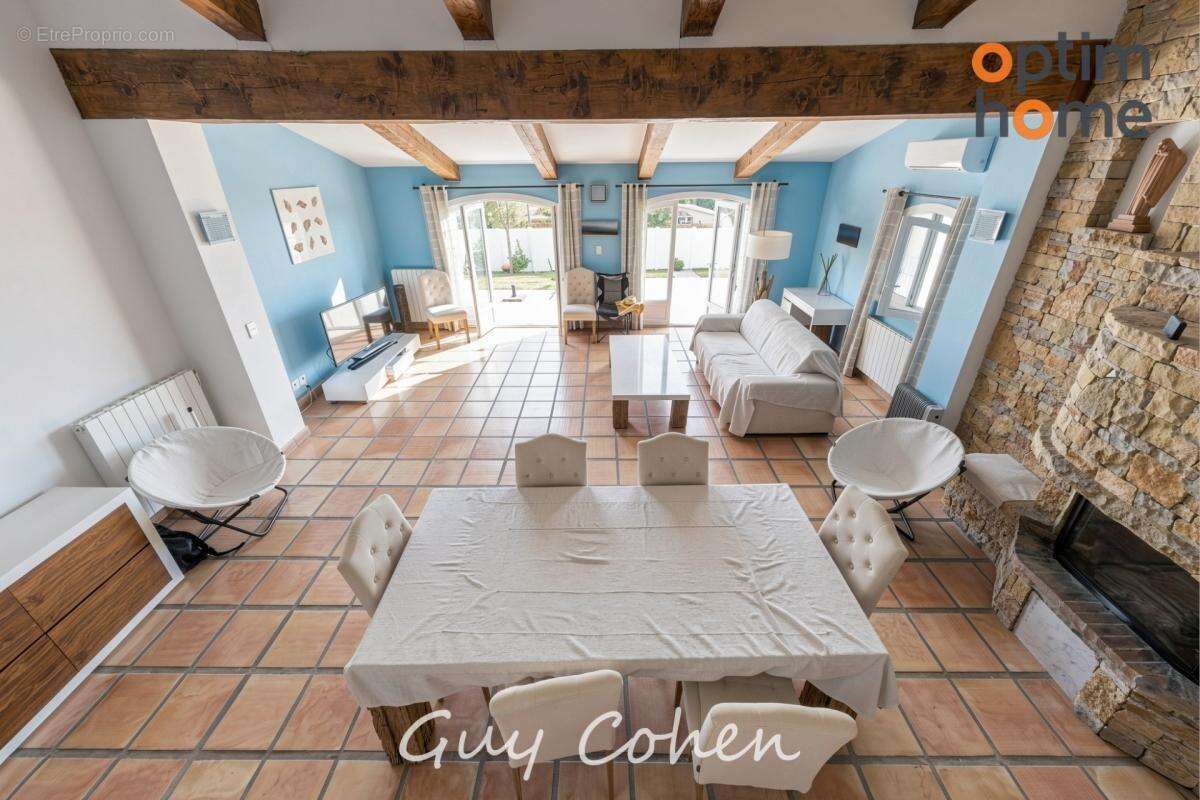 Belle propriété de 184 m2 sur 6300 m2 piscine proche Aix-en-Provence - photo 4