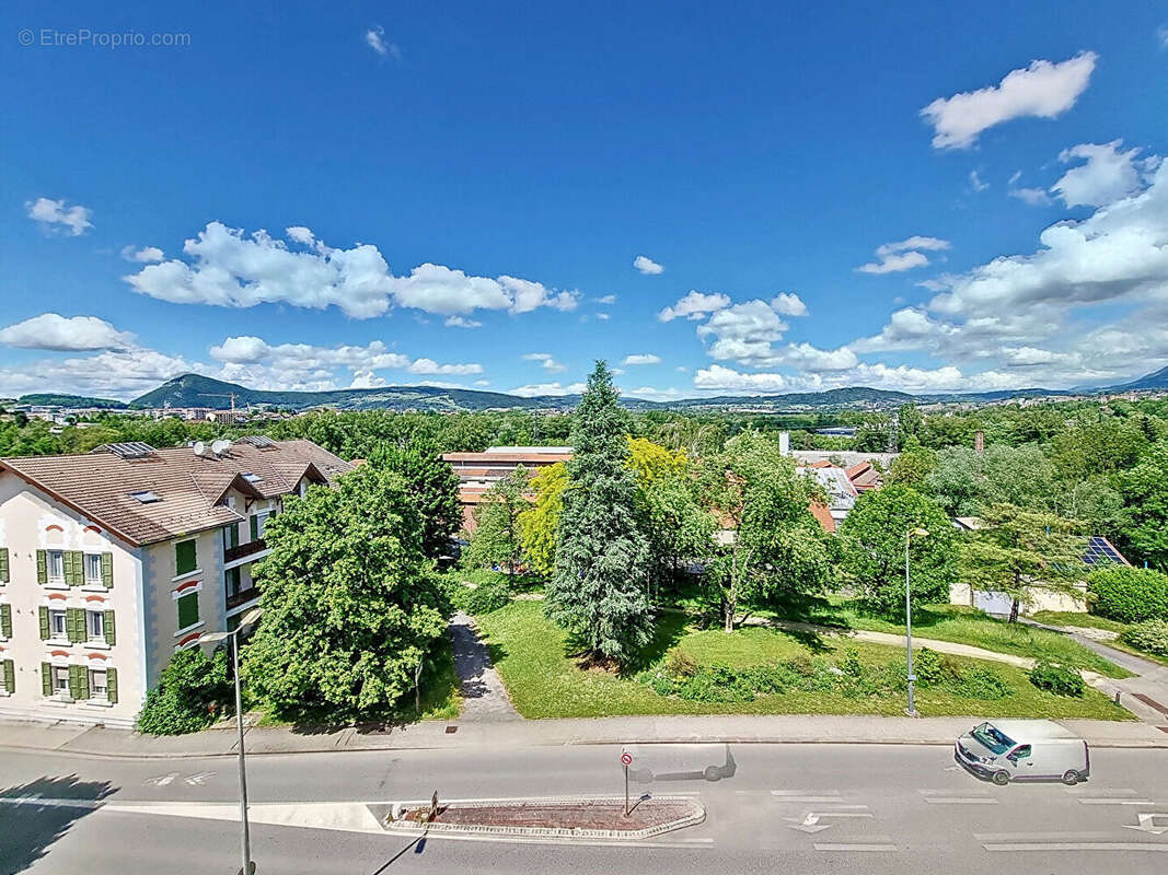 Appartement à CRAN-GEVRIER