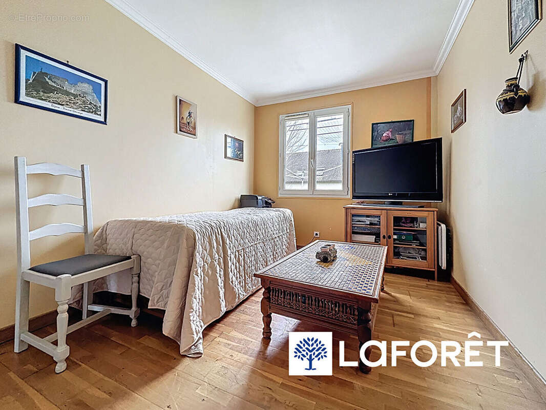 Maison à CHAUCONIN-NEUFMONTIERS