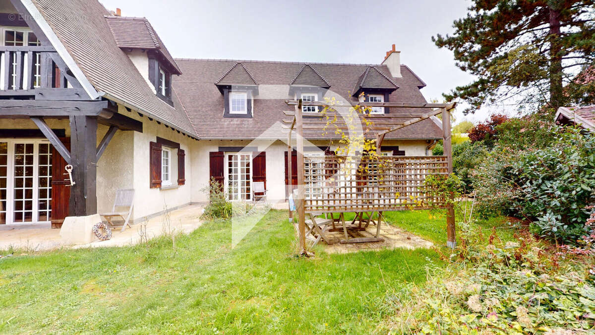 Maison à MARLY-LE-ROI