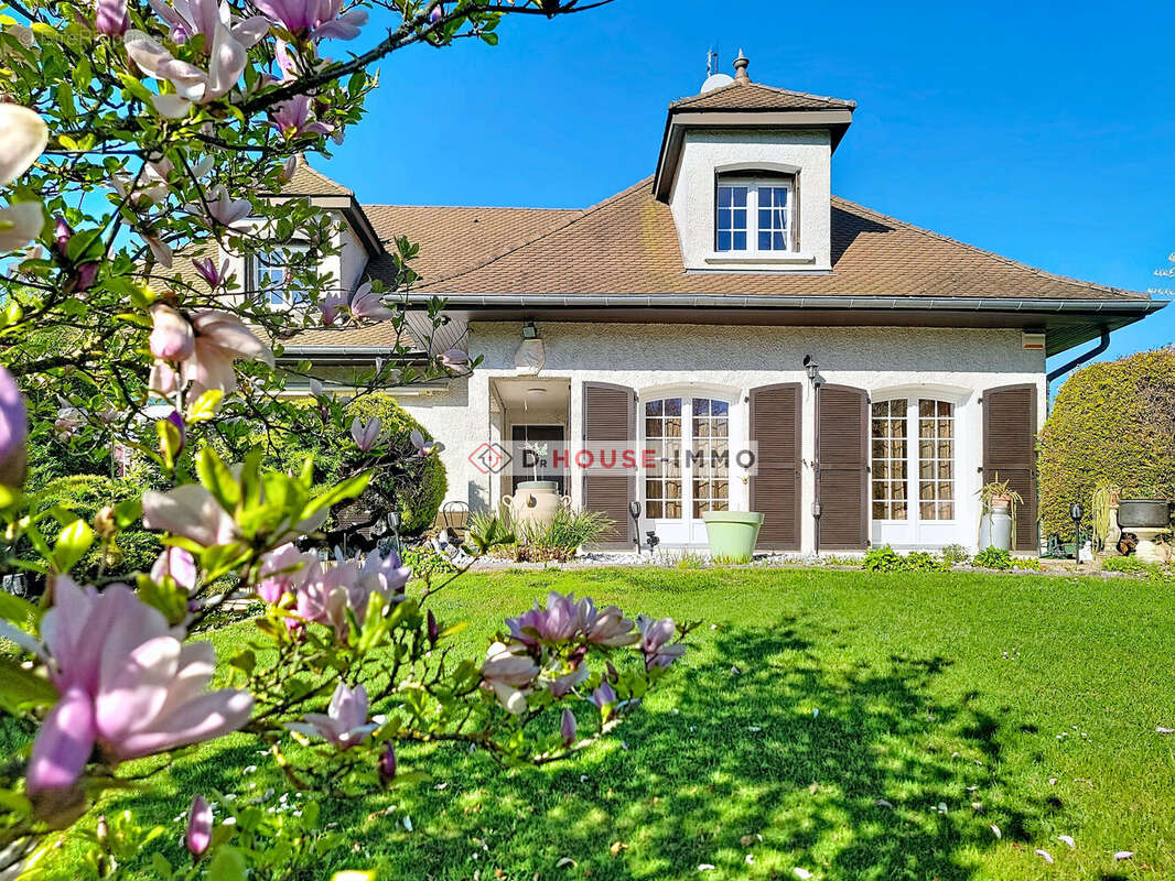 Maison 160 m² à Izeaux  - photo 57