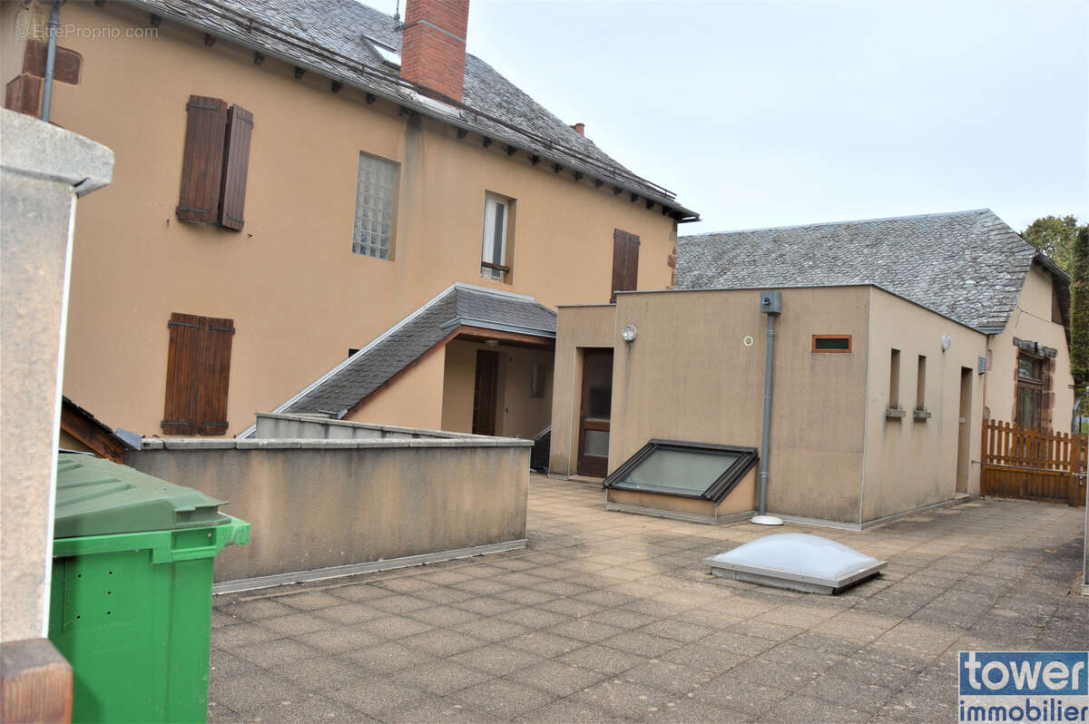 Maison à LASSOUTS