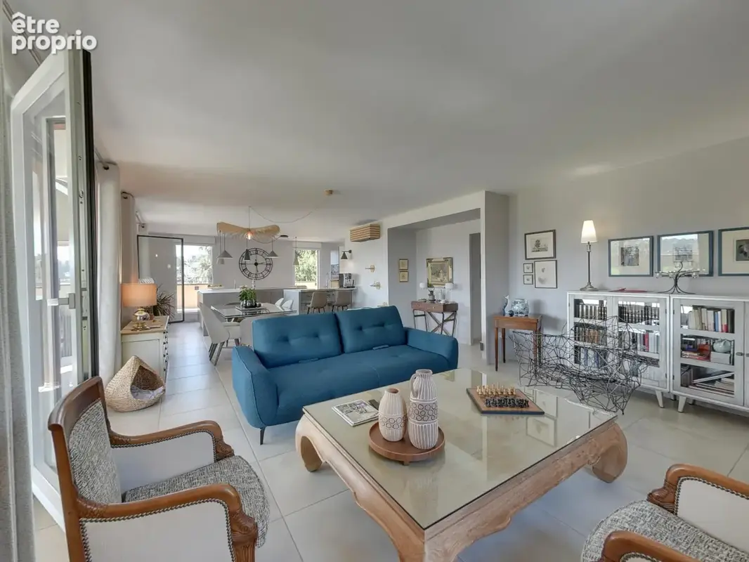Superbe 4 pièces + cuisine de 113m2 avec 208m2 de terrasse panoramique et poss. 2 garages voiron le karat - photo 3