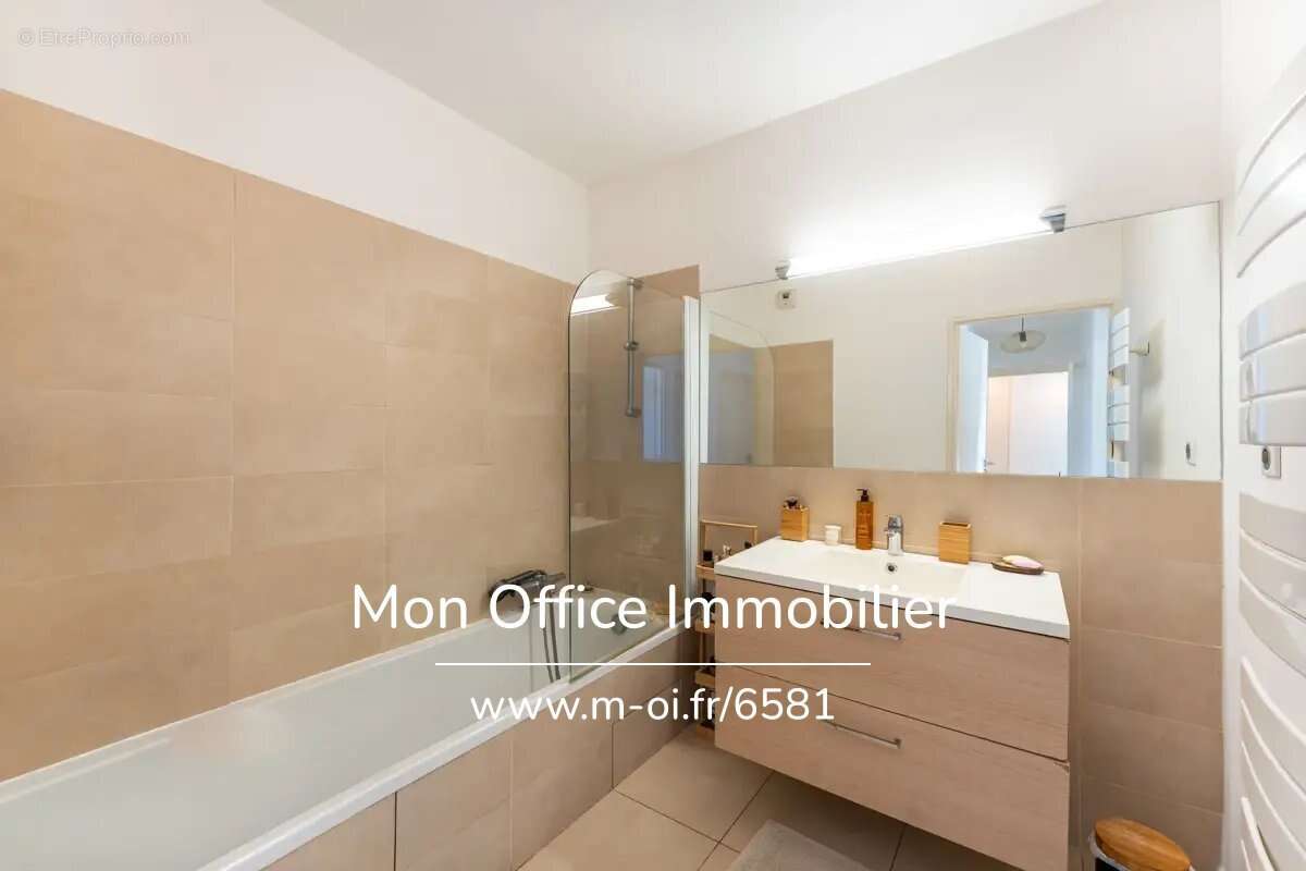 Appartement à AIX-EN-PROVENCE