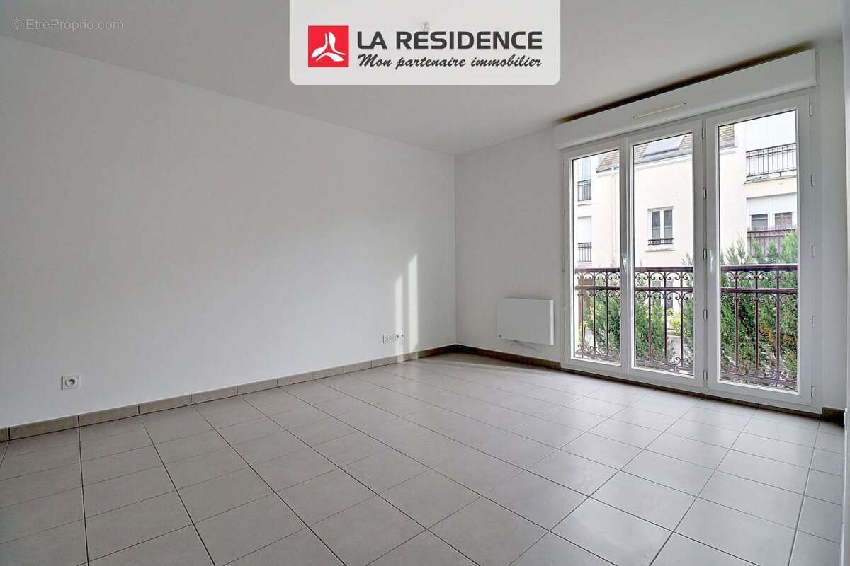 Appartement 34 m² à Ecquevilly  - photo 2