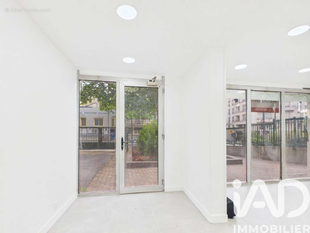 Commerce 45 m² à Nogent-Sur-Marne  - photo 4