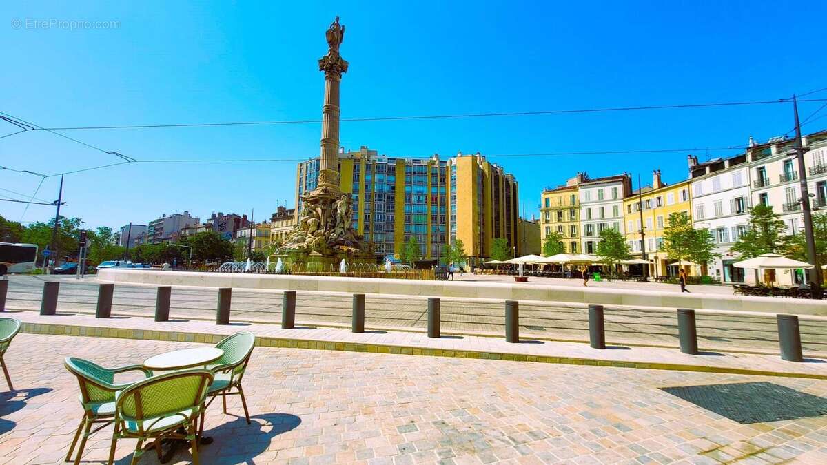 Photo 9 - Appartement à MARSEILLE-6E