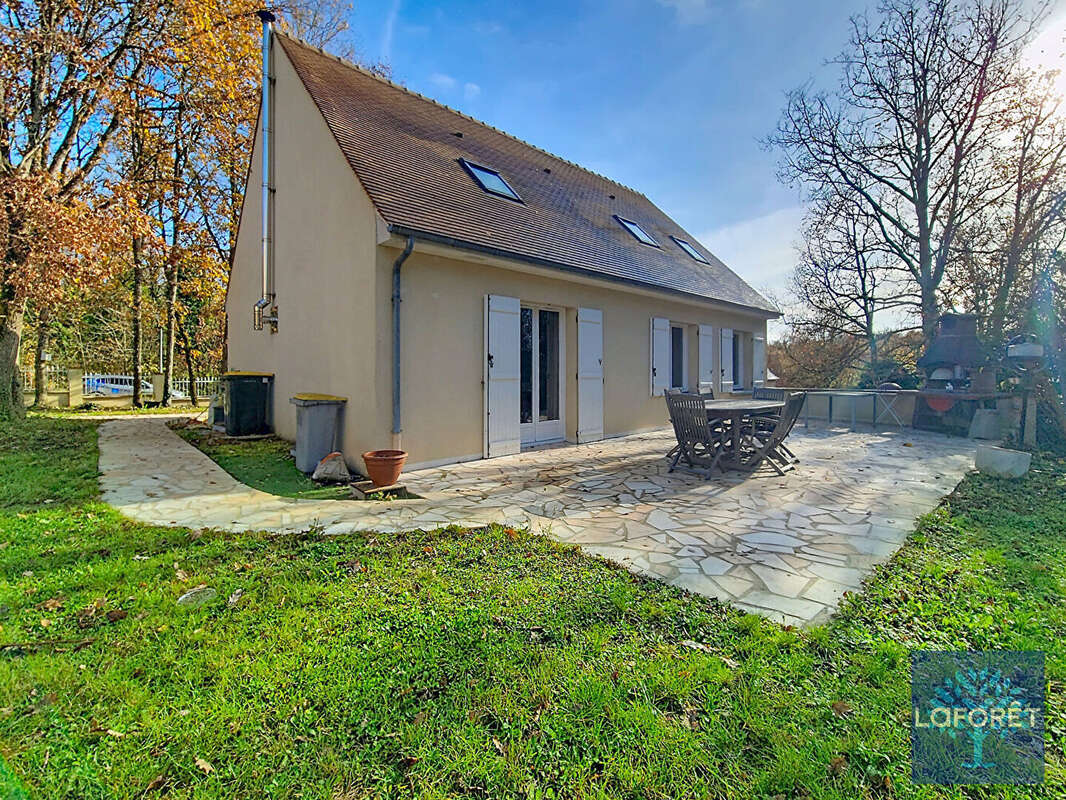 Maison à CHALO-SAINT-MARS