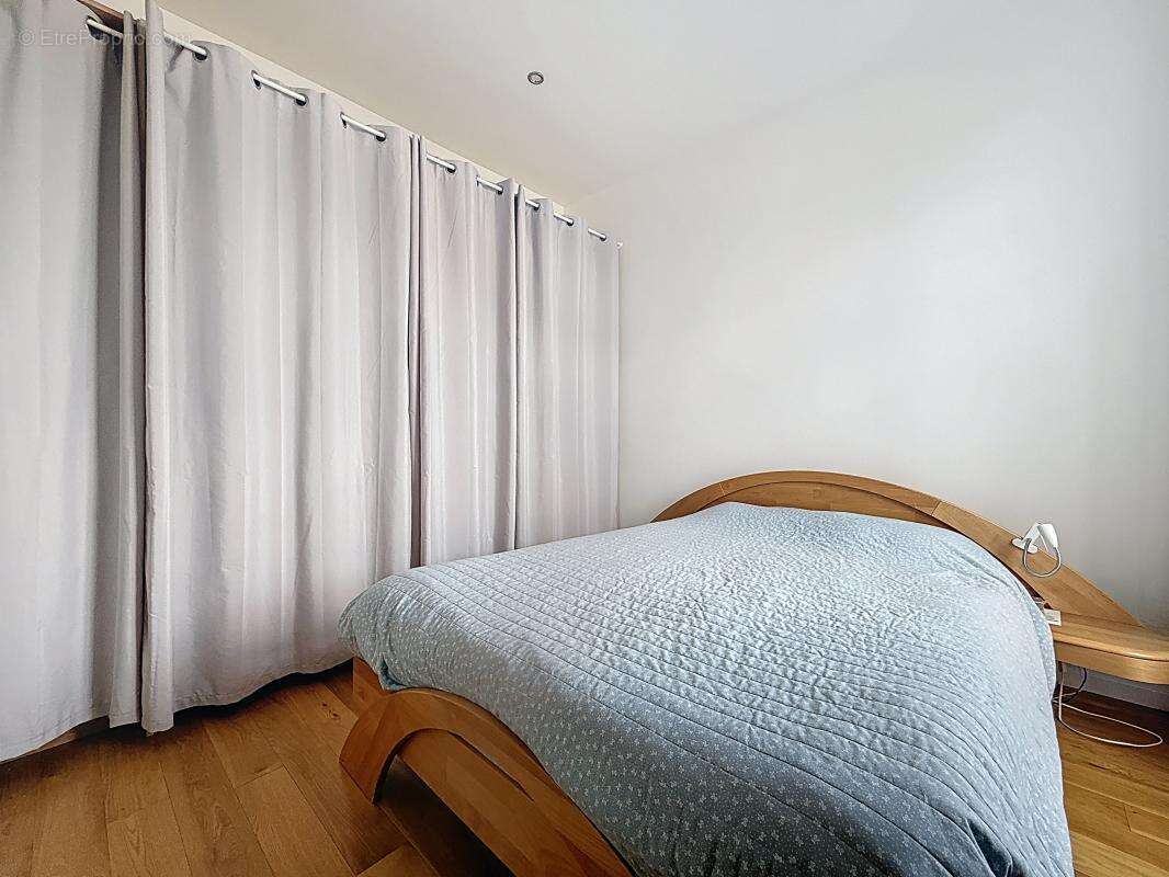 Appartement - Duplex - 3 Chambres - Garage - Place de parking - Proche commodités - photo 11