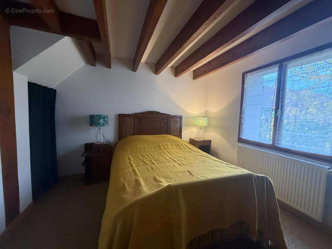 Maison à LIMETZ-VILLEZ