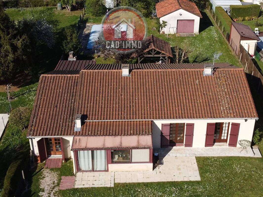 Maison à MOULEYDIER