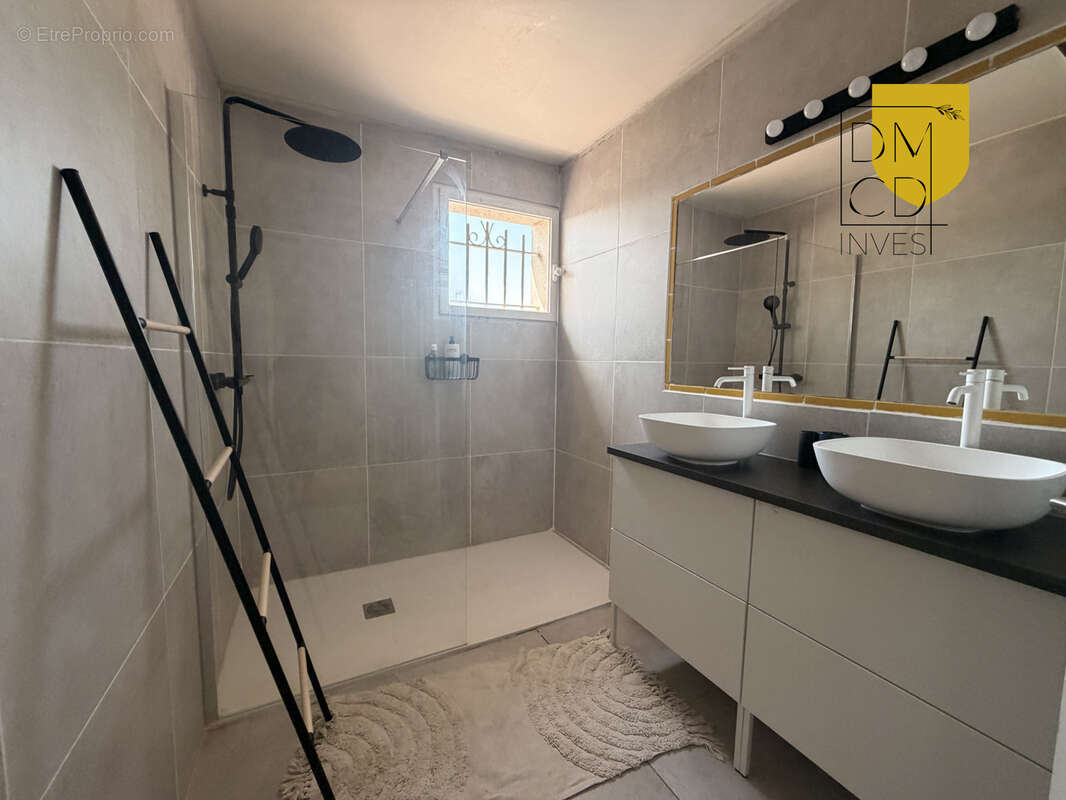 Sausset-les-Pins   Maison T4 de 118 m2 avec studio indépendant - photo 10