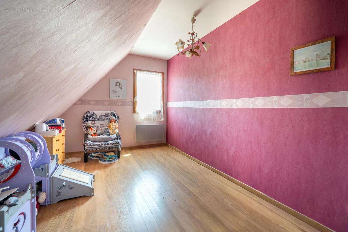 Maison de 5 pièces de 108 m² à Amfreville-sur-Iton - photo 14