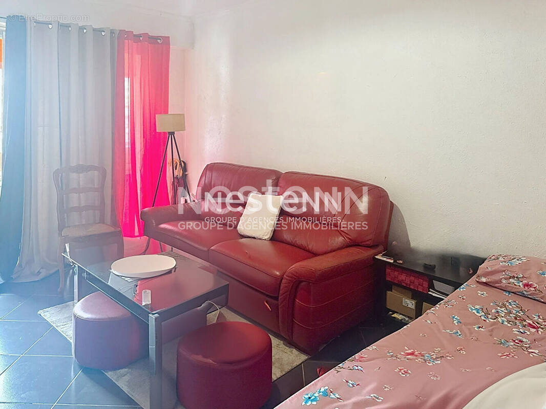 Appartement à VALLAURIS