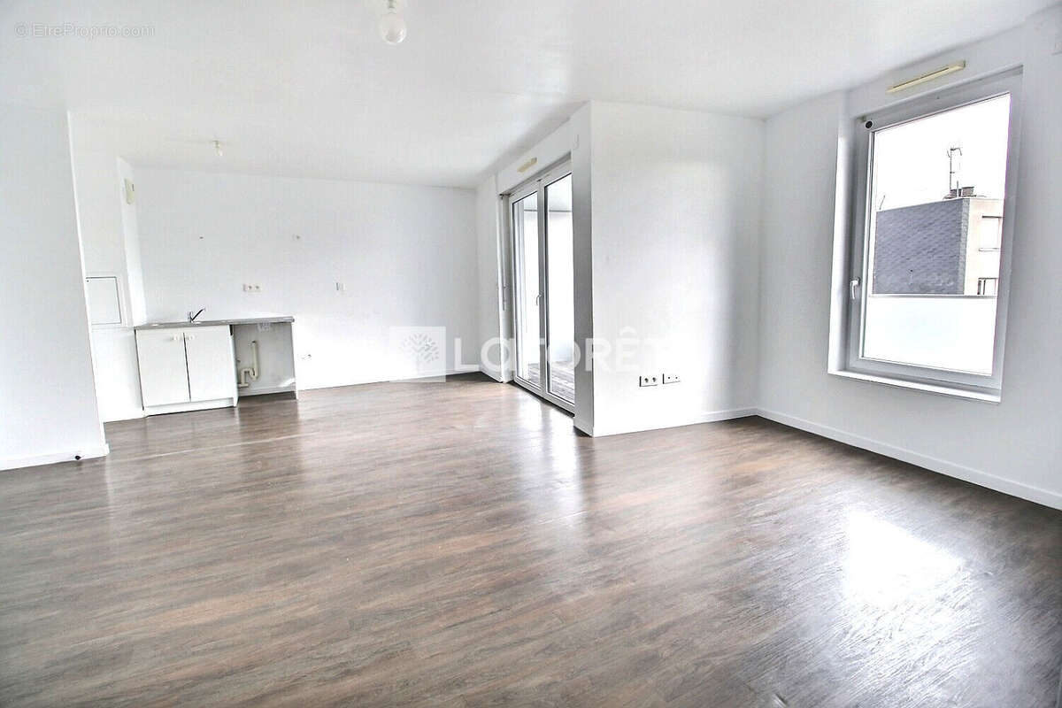 Appartement à GENNEVILLIERS