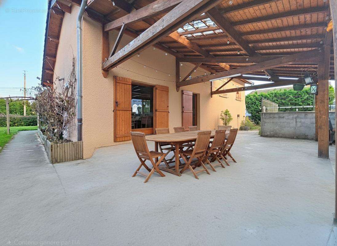 Maison à OYTIER-SAINT-OBLAS