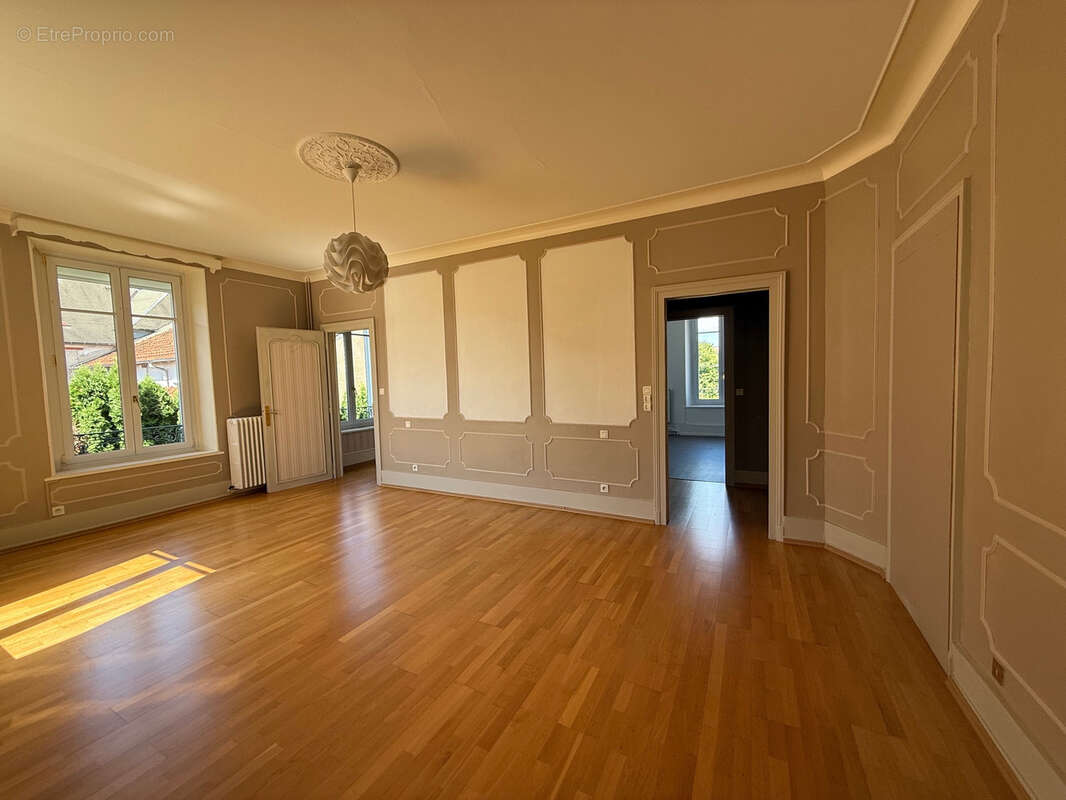 Maison à REMIREMONT